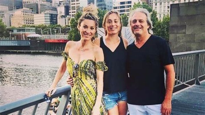 Who is Paula Badosa mother Mireia Gibert?