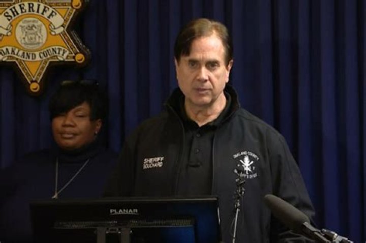 
Who Is Phil Andrew? Retired FBI Agent Claims Uvalde Shooting Could Have Been Prevented 