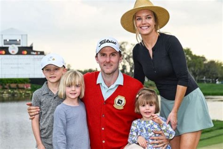 Who is Russell Henley wife Teil Duncan? Wiki, age, arts, children, Instagram, net worth