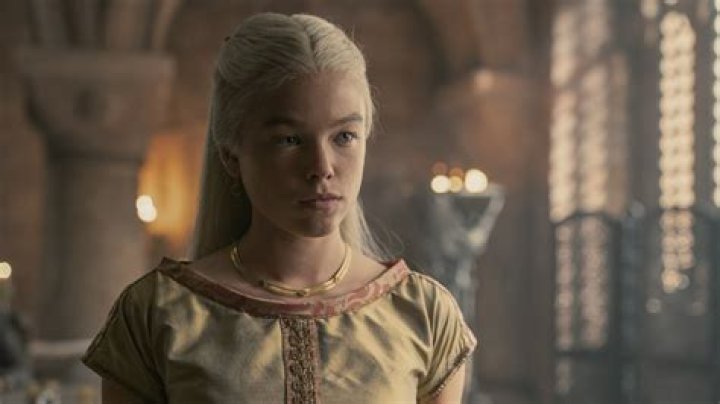 
Who plays Rhaenyra Targaryen? Emma D’Arcy 