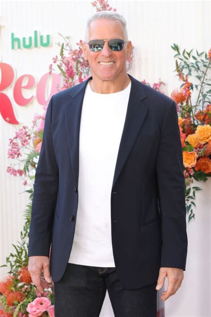 Who Was Terrell Owens? Age, Biography, Net-Worth, Hall of Fame