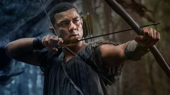 Why are the Elves in ‘Rings of Power’ guarding the town of Tirharad?