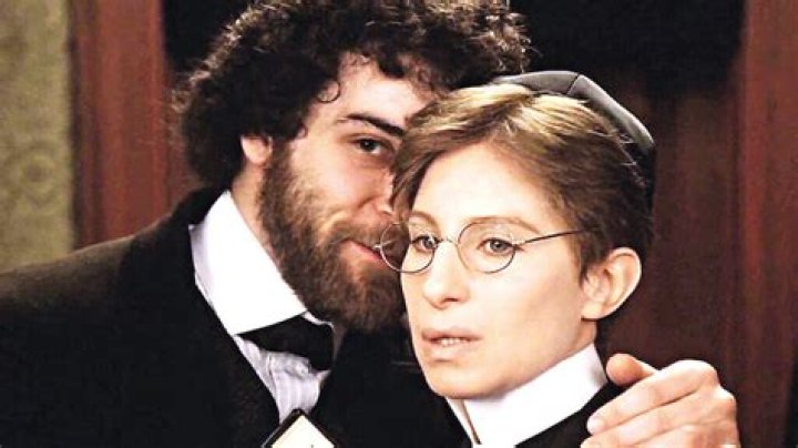 Why Barbra Streisand threatened to replace Mandy Patinkin in ‘Yentl.’ His problematic behavior on the set, revealed