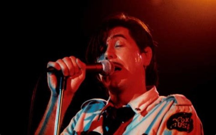 Why did Bryan Ferry wear an eye patch?