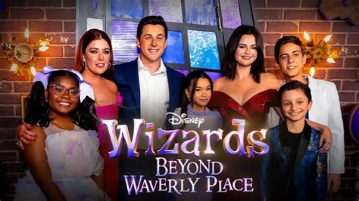 Why did Max leave Wizards of Waverly Place for a few episodes? – Celebrity