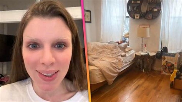 
“Why does she have so many dead people’s ashes?”: Julia Fox apartment tour sparks hilarious memes online 