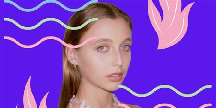 Why is Emma Chamberlain so famous?