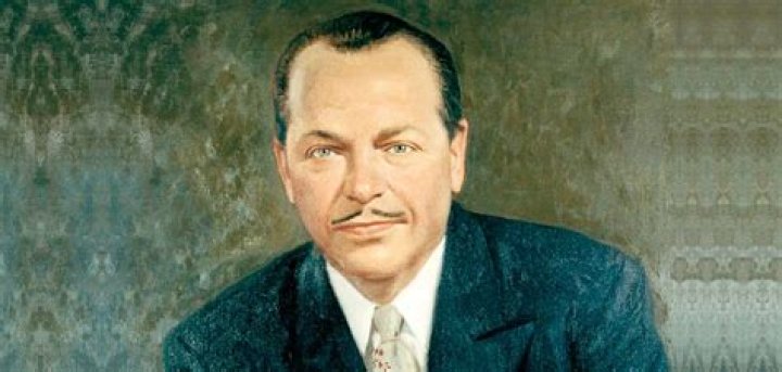 W. Clement Stone Biography - Childhood, Life Achievements & Timeline