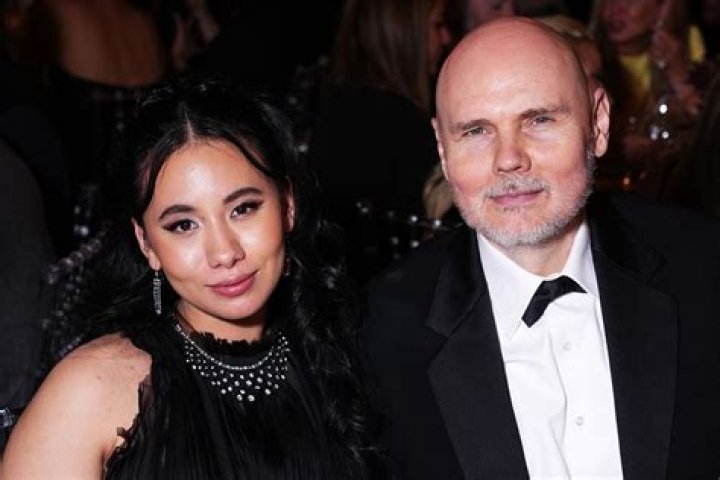 William Patrick Corgan Height, Weight, Net Worth, Age, Birthday, Wikipedia, Who, Instagram, Biography