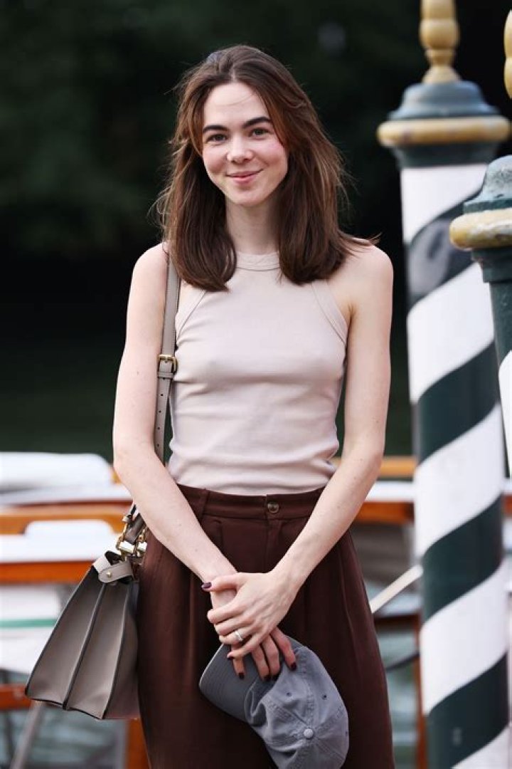 Ximena Lamadrid Wiki, Age, Boyfriend, Height, Family & Movies