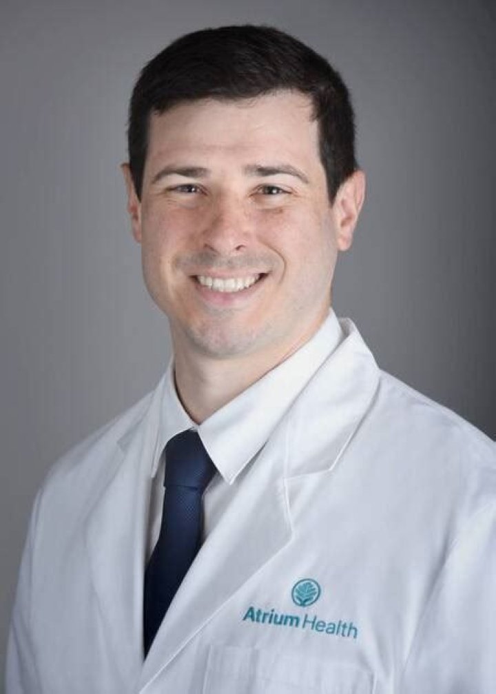 Dr. Zachary Zuzek, MD – Cleveland, OH