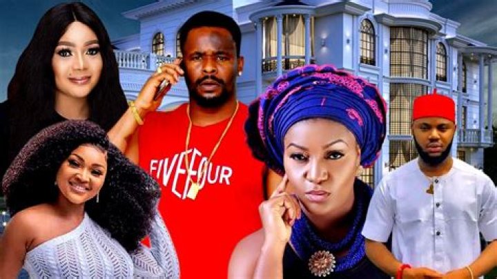 
Zubby Michael Hosts Nkem Owoh And Faze In His Beautiful Home 